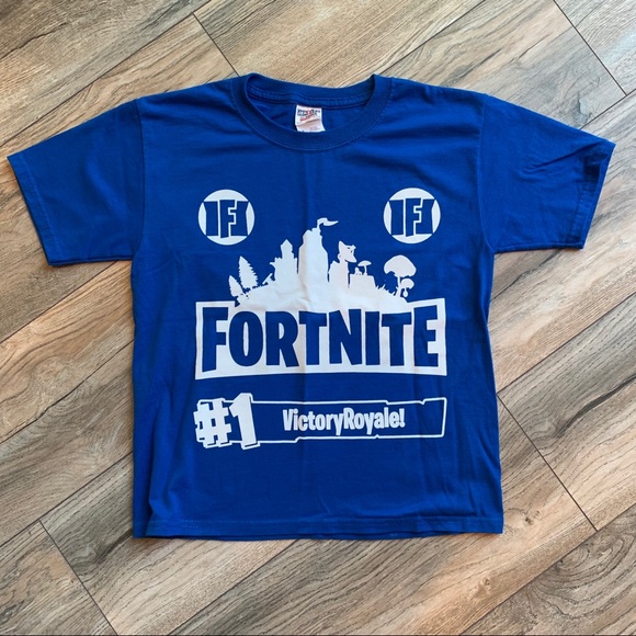 Other - 2/$10 Like New Boys FortNite T-shirt